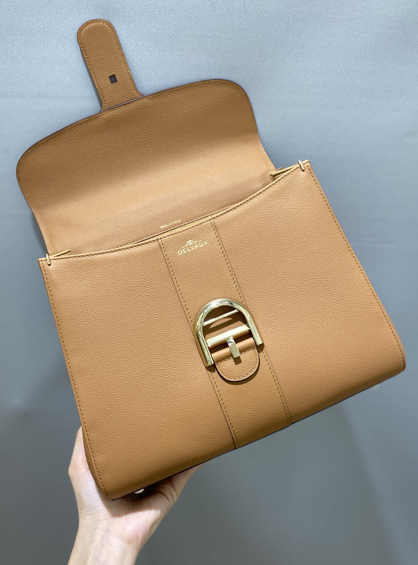 델보 브리앙 MM 토고백 미듐